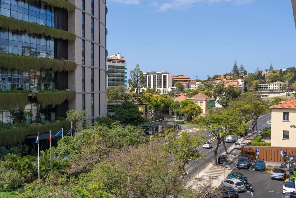 פונשל D.Henrique I Apartamento Frente Ao Savoy Palace מראה חיצוני תמונה