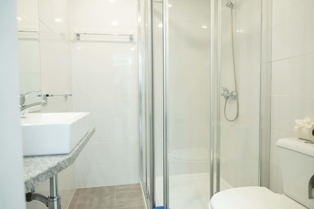 פונשל D.Henrique I Apartamento Frente Ao Savoy Palace מראה חיצוני תמונה