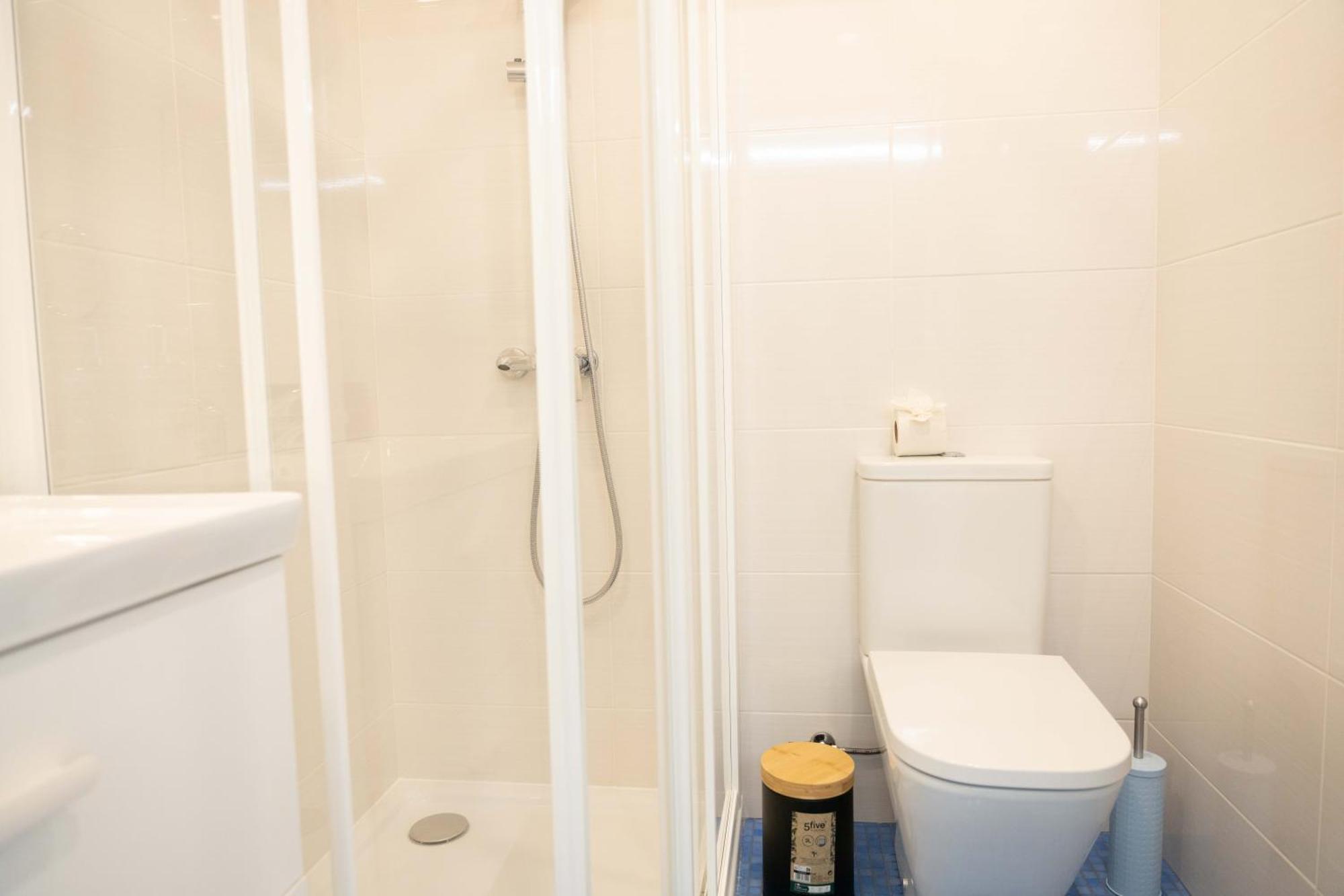 פונשל D.Henrique I Apartamento Frente Ao Savoy Palace מראה חיצוני תמונה